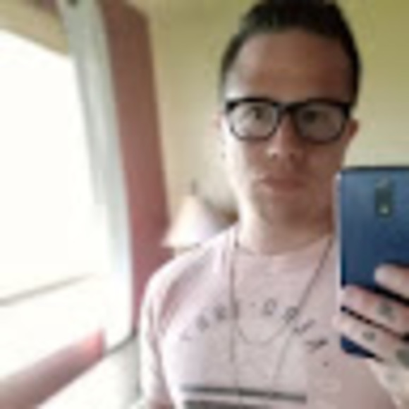 Meet your Posher, Nick - Picture 1 of 1